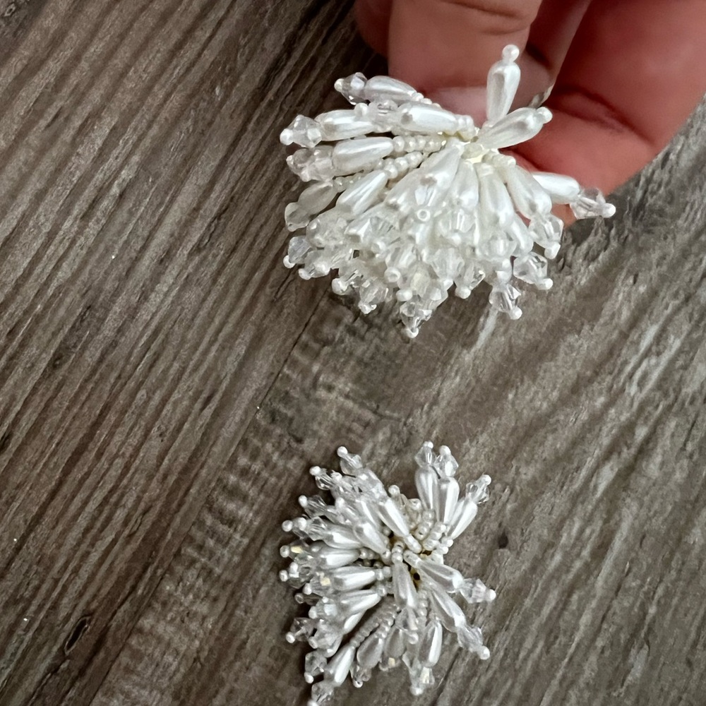 Earrings - Picture 2 of 3